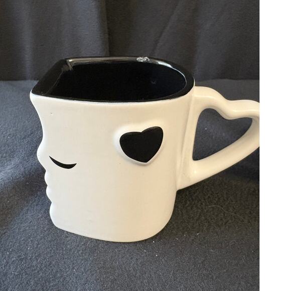 Kissing Mugs Ceramic Coffee Mugs Set Love Coffee Cups for Couples - Picture 4 of 6